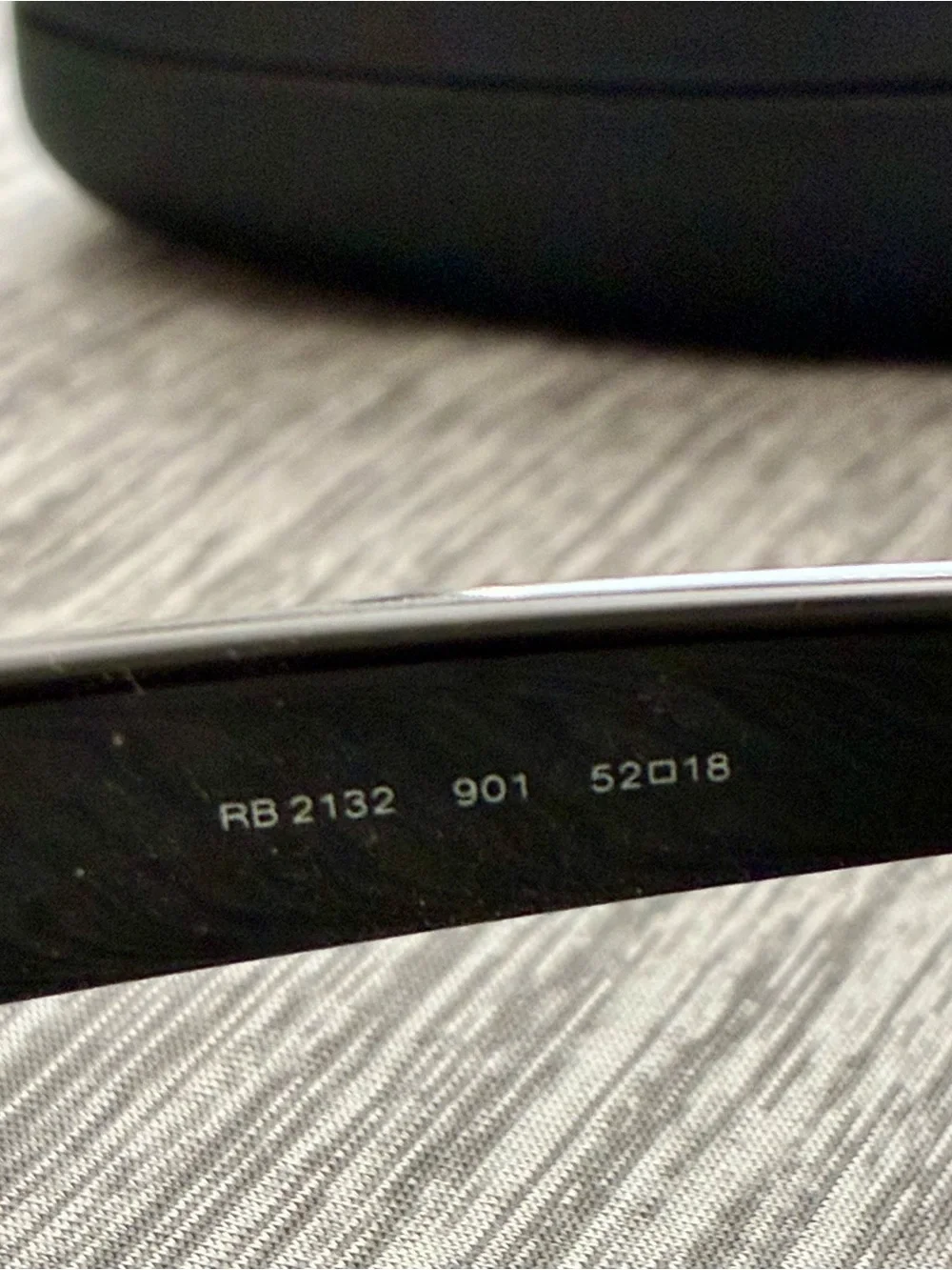 RAY BAN RB2132 901 52mm NEW WAYFARER Black; Green Classic G15